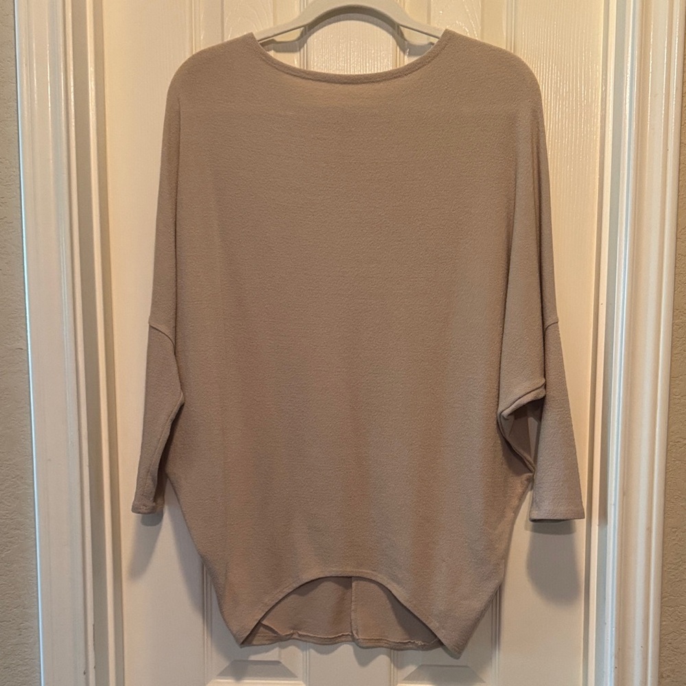 Savvi Zadar French Terry Cozy Beige Top